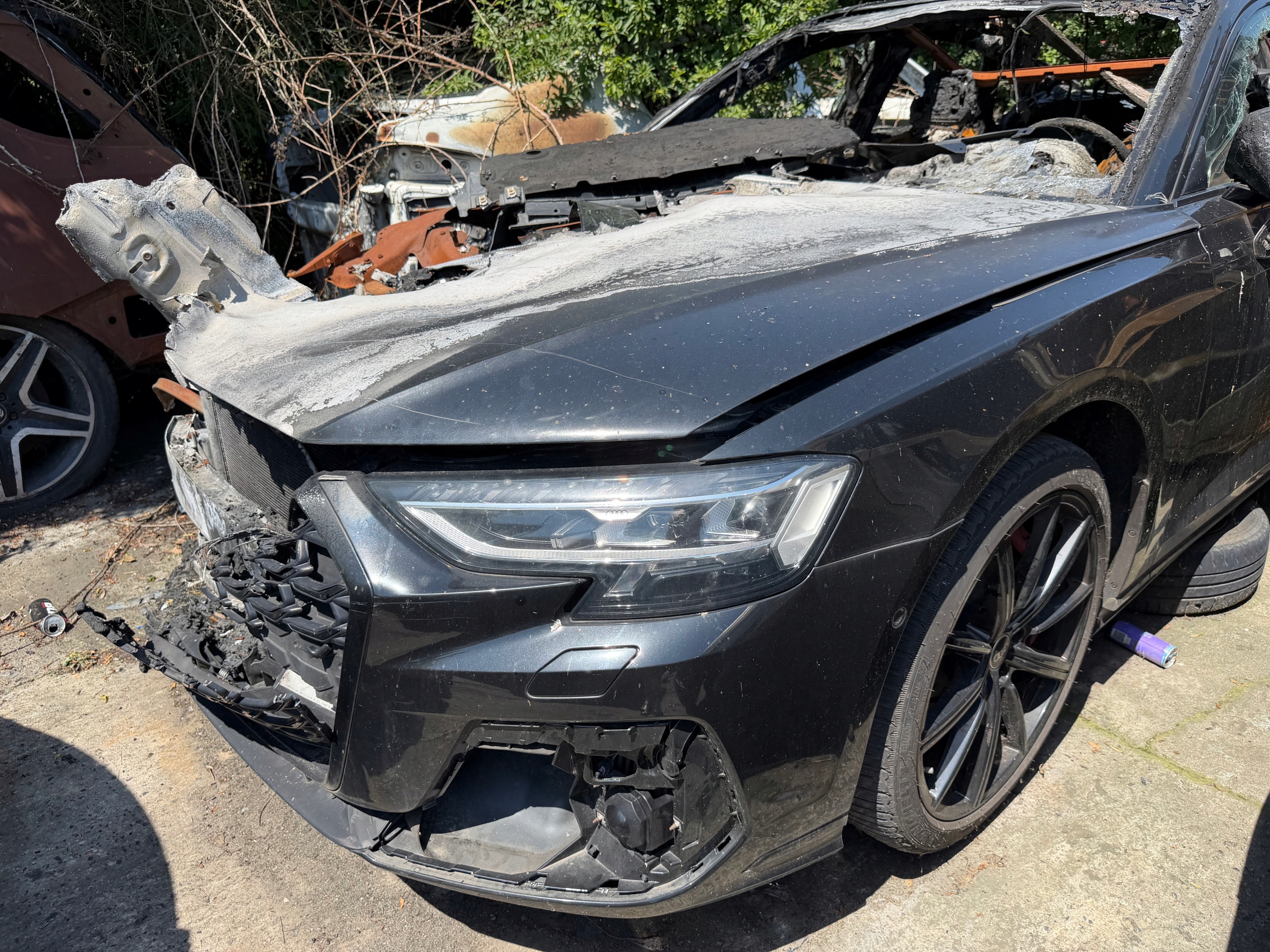 kompletní motor Audi S8 D5 2023 spalony, Auf Lager in der EU — Foto 1