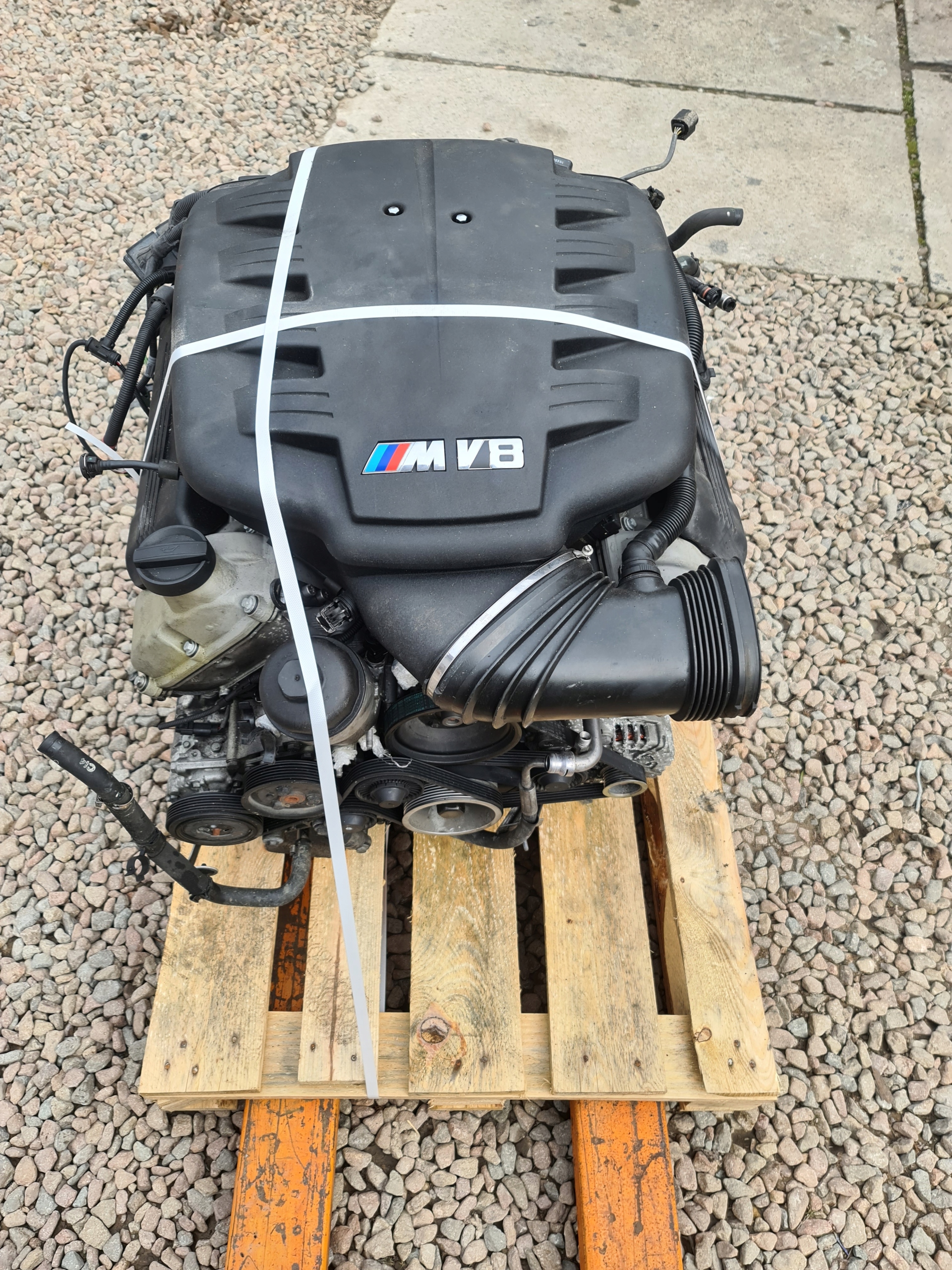BMW E90 E92 E93 M3 4.0 V8 420km kompletní motor S65b40, Auf Lager in der EU — Foto 1