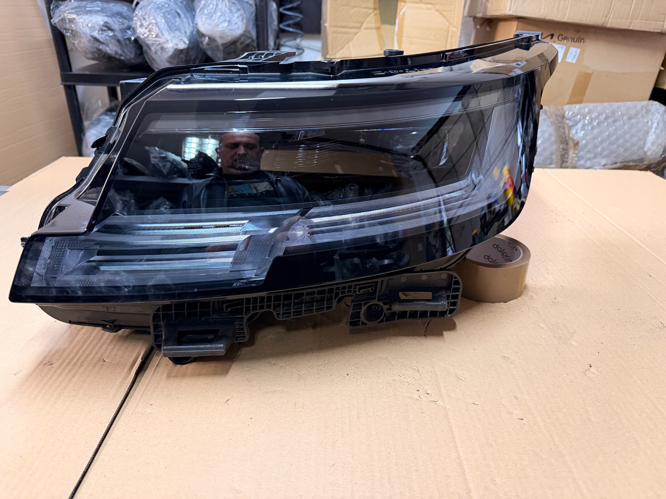 světlomet FULL LED Laser Range Rover Vogue L460 M8e2-13w030-hk Lr179151, Auf Lager in der EU — Foto 1