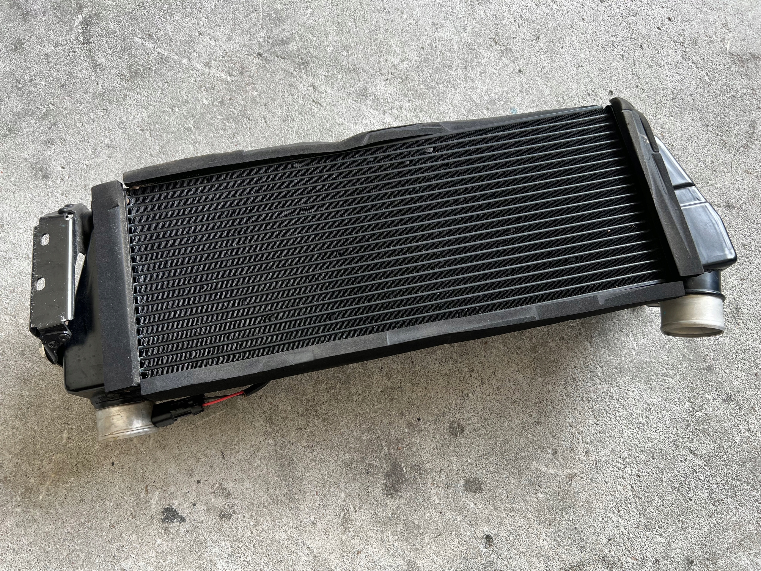 Ferrari 488 Pista Intercooler, Auf Lager in der EU — Foto 1