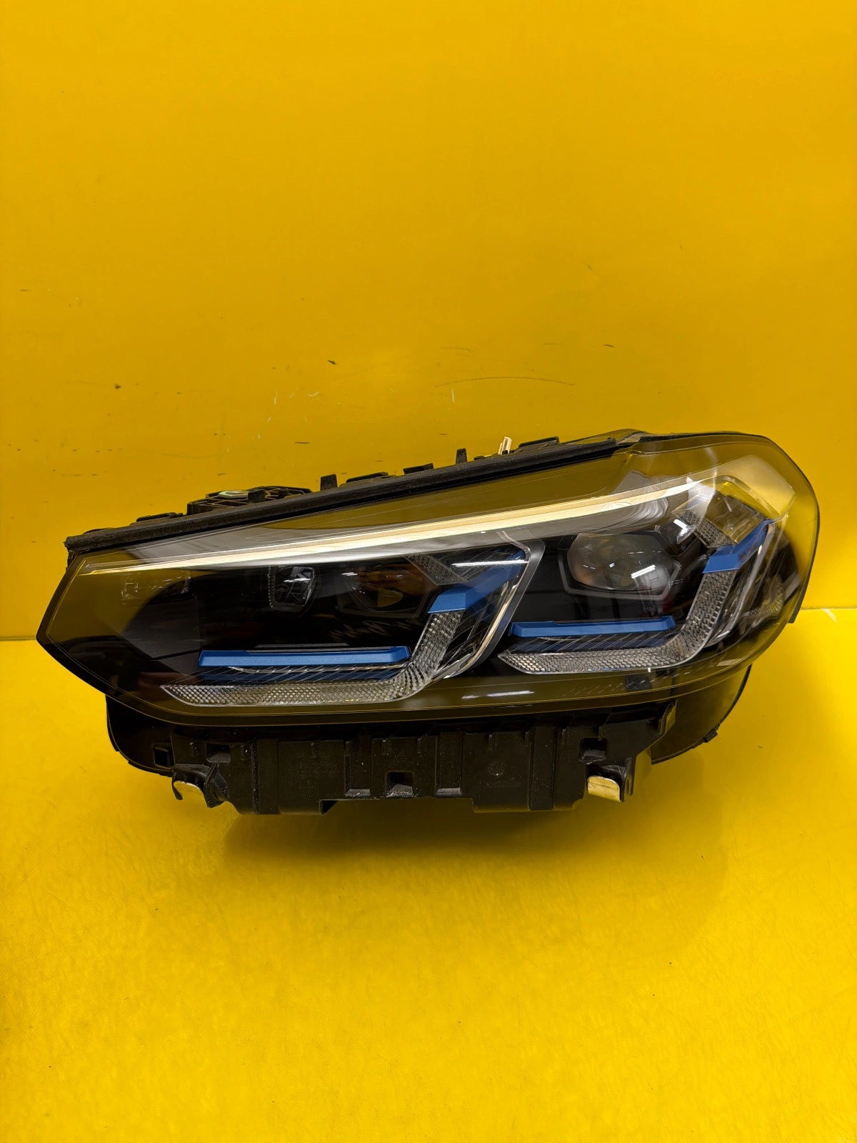 světlomet levá BMW X3 G01 facelift Laser 5A0E611-04, Auf Lager in der EU — Foto 1