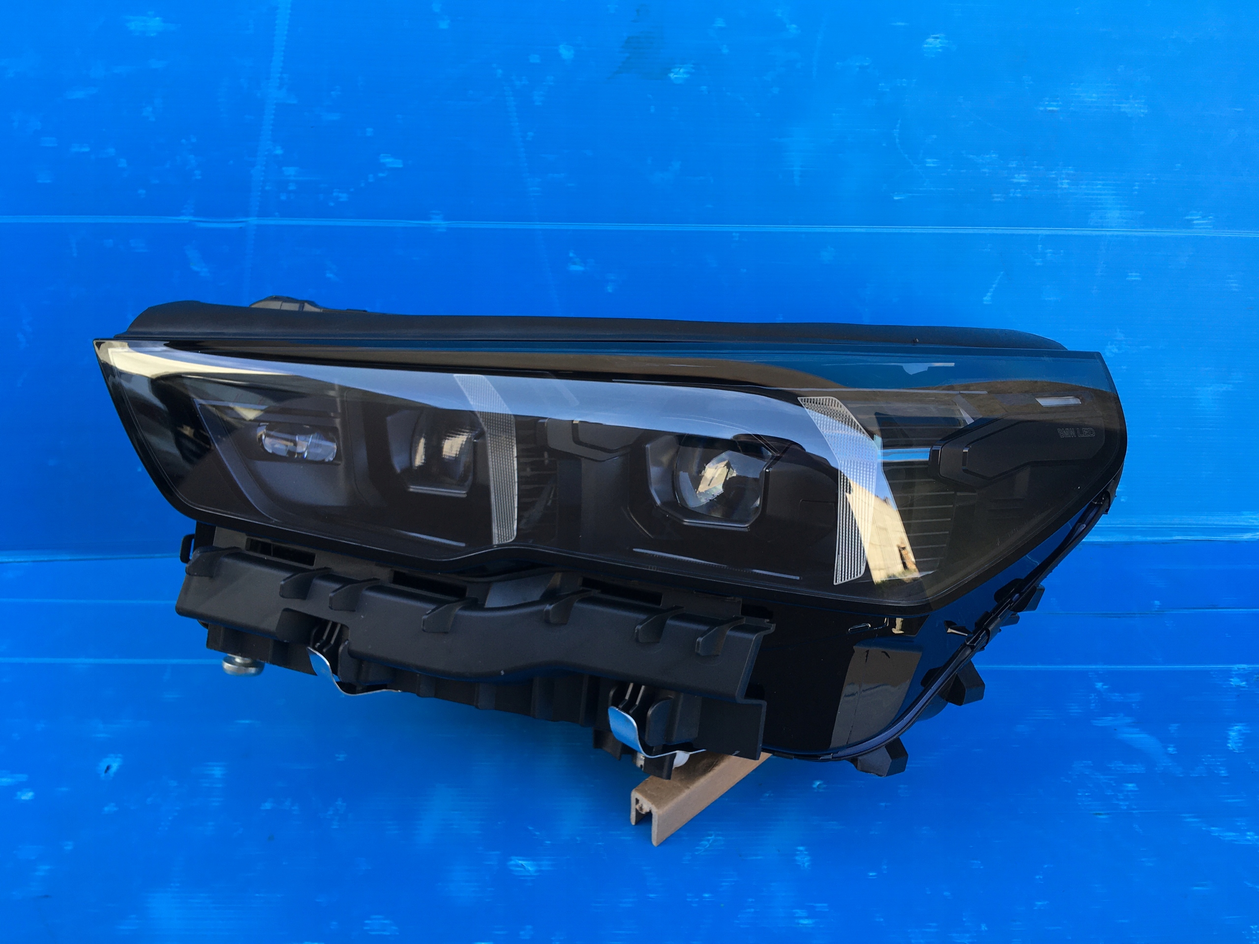BMW 5 G60 nová světlomet Led Black Czarna US přední blatník nárazník kapota M5 G90, schwarz, Auf Lager in der EU — Foto 1
