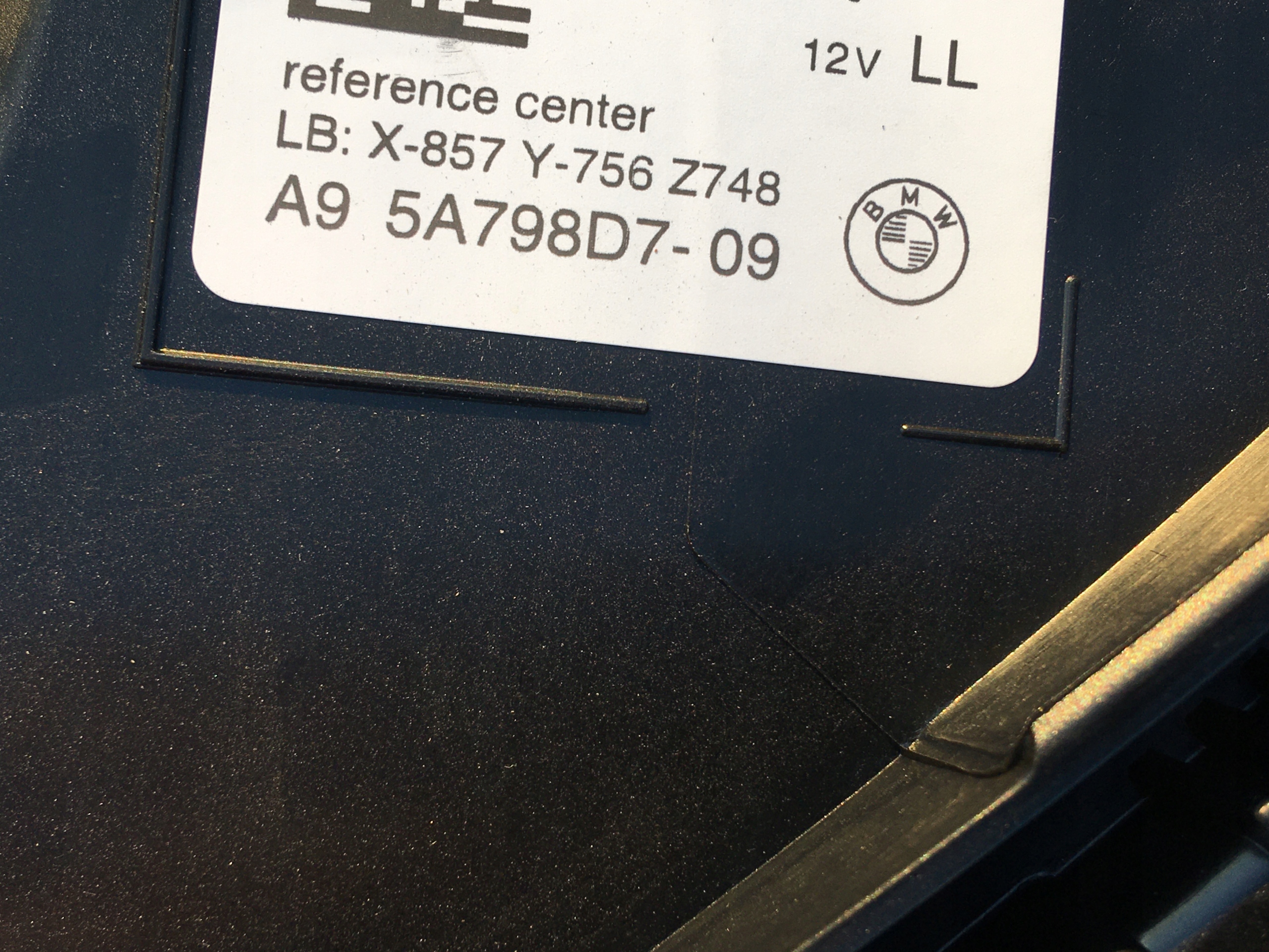 BMW 5 G60 nárazník nová světlomet Led Shadow czarna Black blatník kapota - M5 G90, schwarz, Auf Lager in der EU — Foto 6 z 10