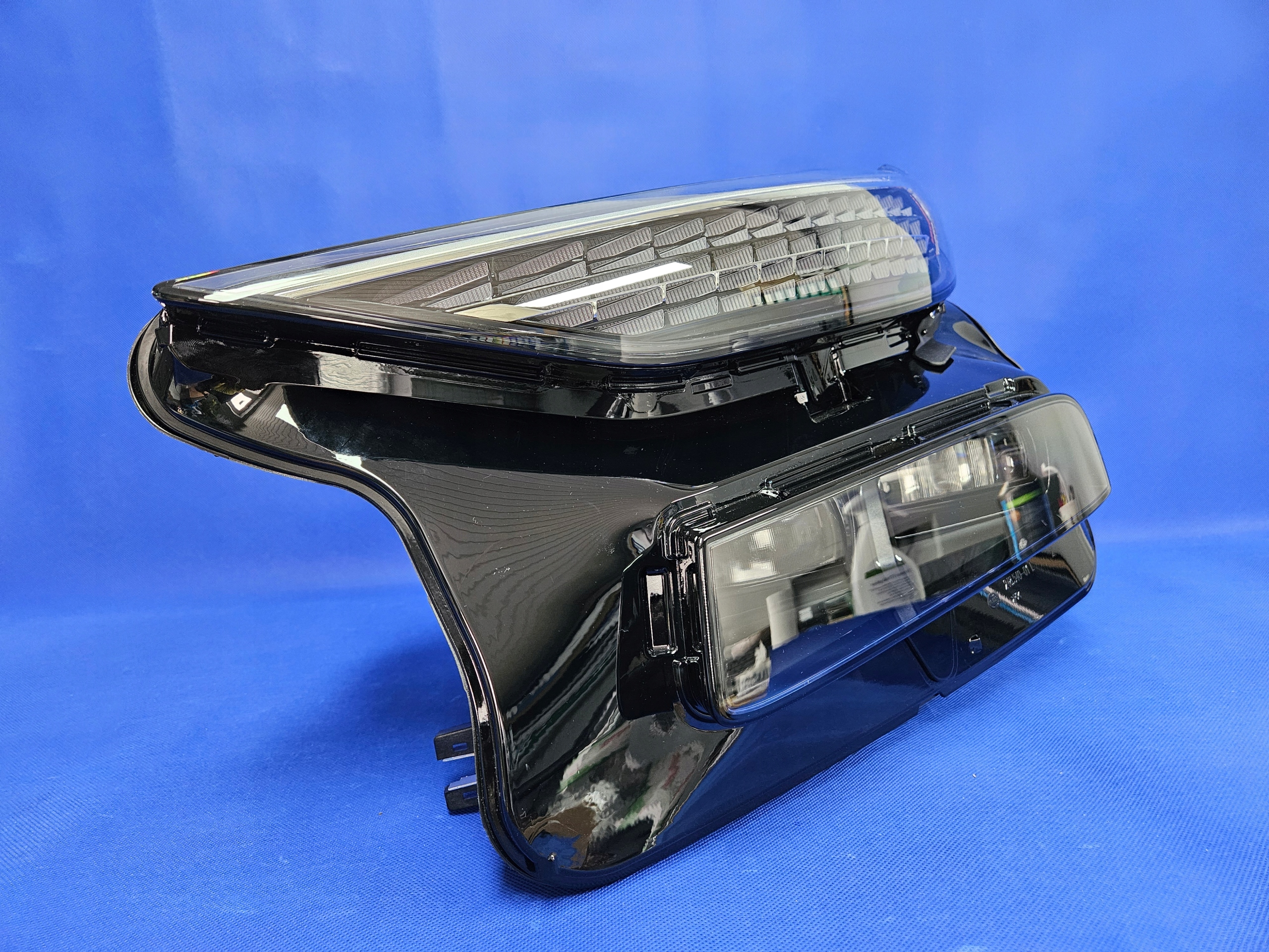 světlomet FULL LED Matrix přední levá Audi Q6 E-tron levý přední 85h941039t, Auf Lager in der EU — Foto 4 z 9