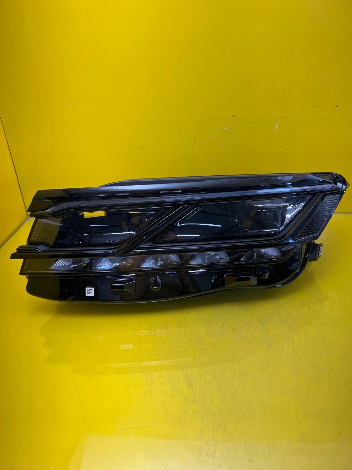 světlomet levá Full Led Matrix VW Touareg III 761941081A, Auf Lager in der EU — Foto 1