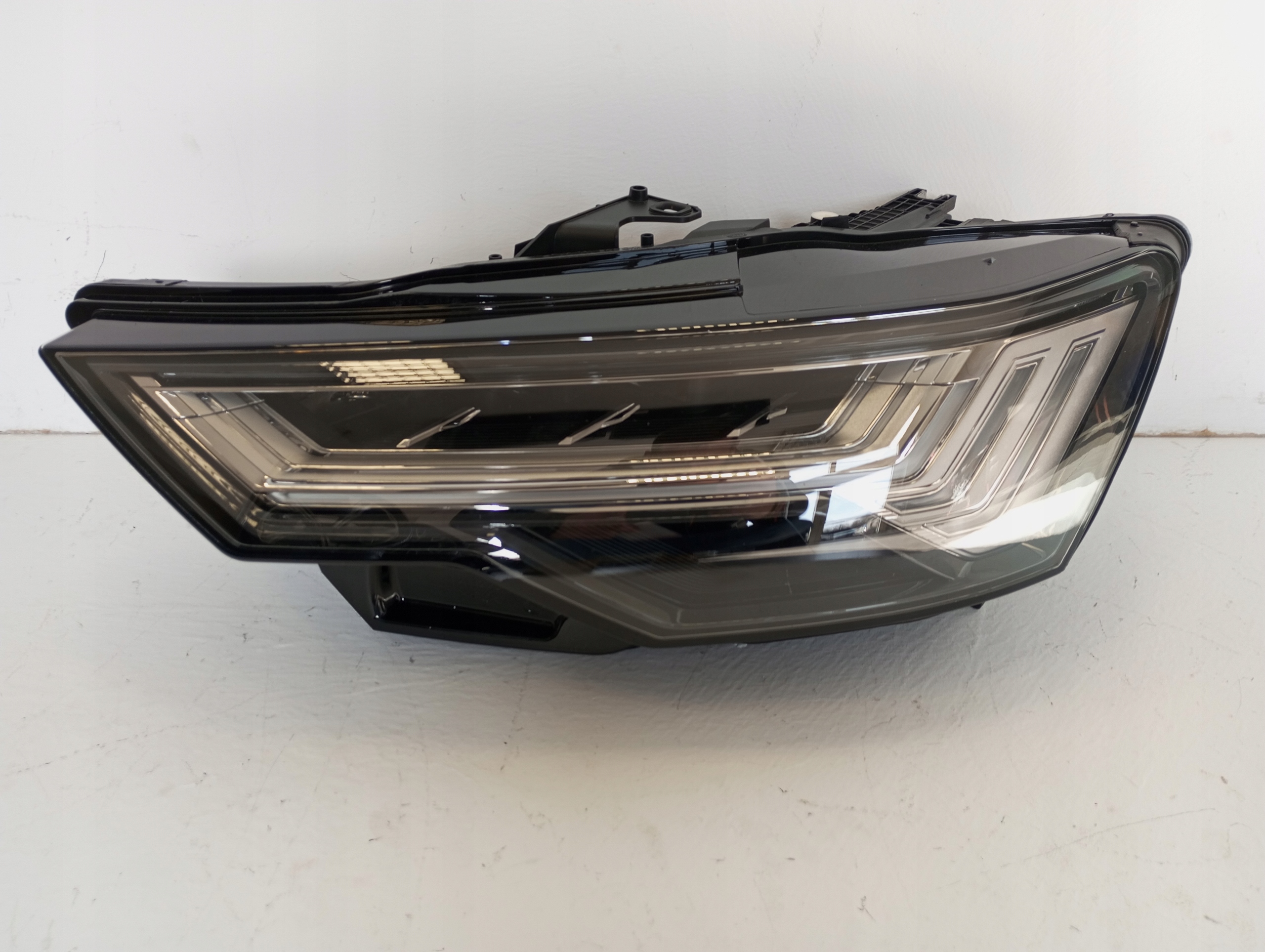 světlomet FULL LED Matrix levá Audi A6 4k0 4k0941035, Auf Lager in der EU — Foto 1
