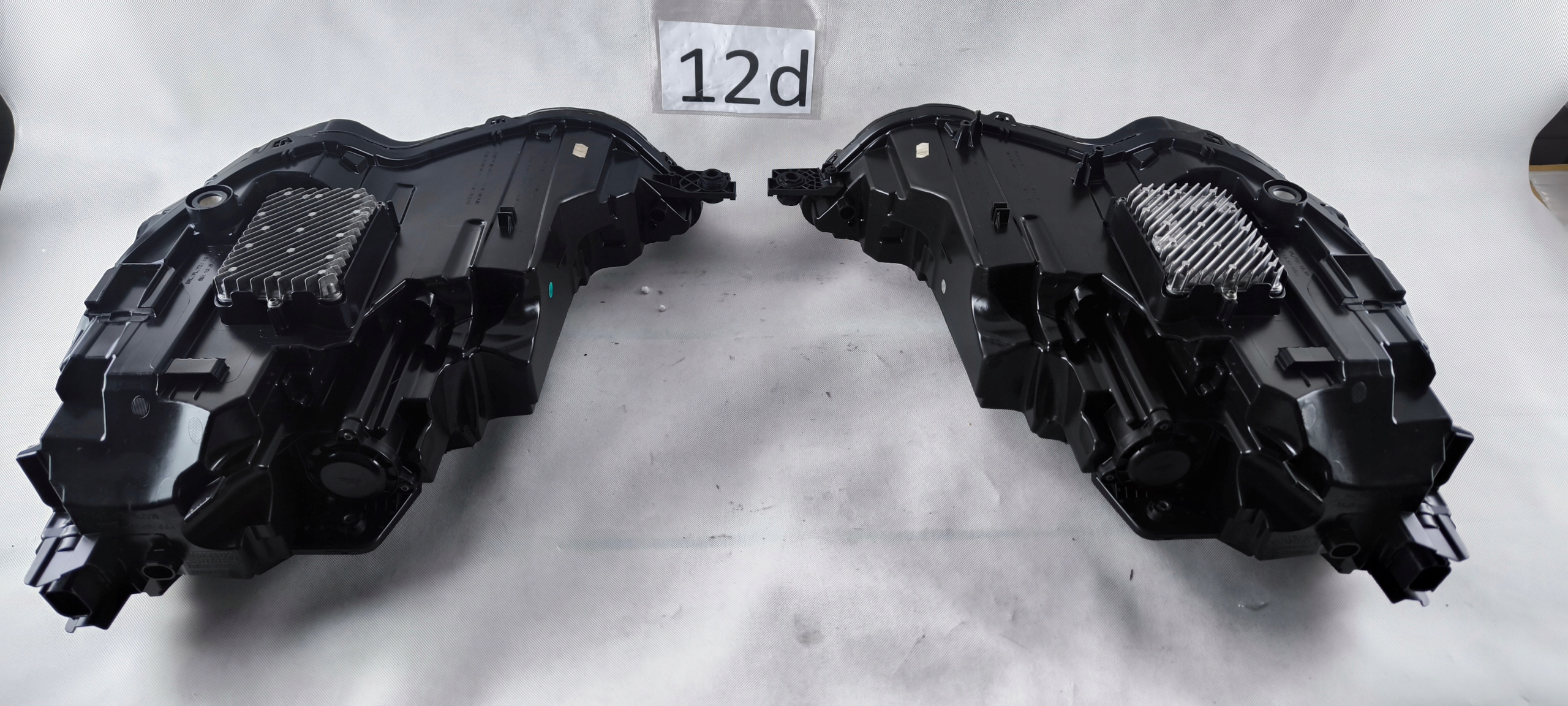 Audi A3 8y FULL LED Matrix komplet levý i pravý světlomet 8y0941035 8y0941036, Auf Lager in der EU — Foto 9 z 11