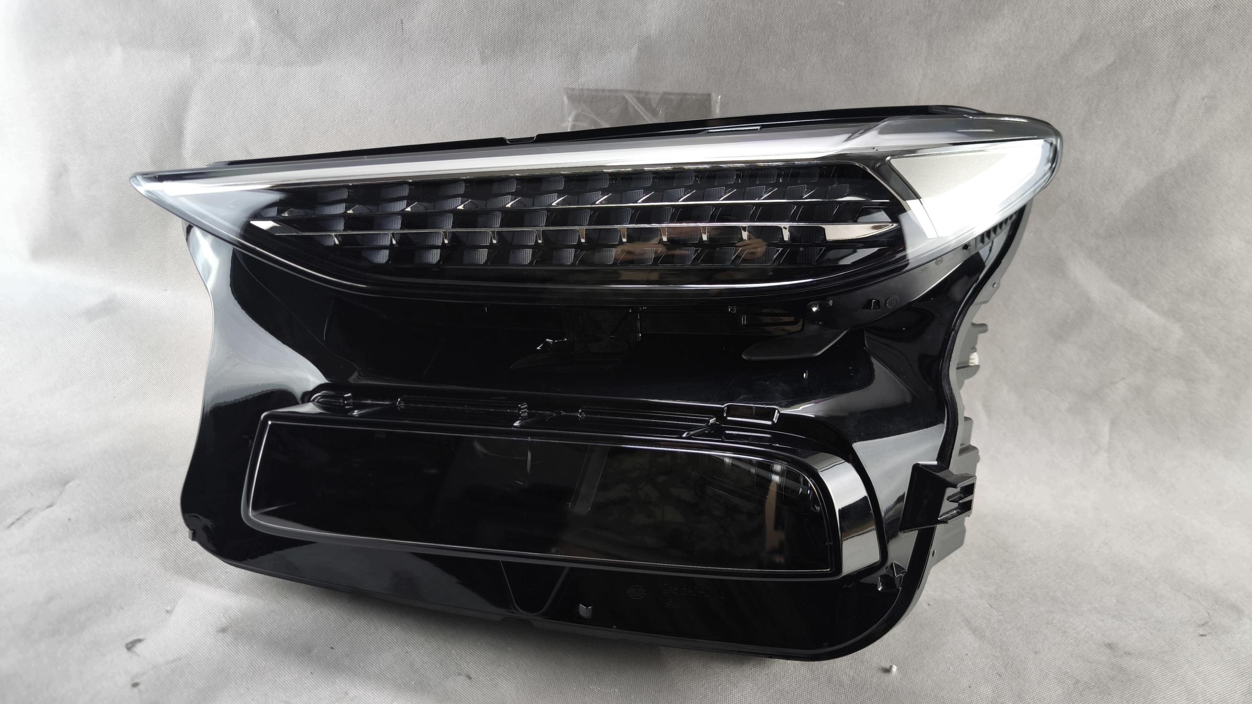 Audi Q6 E-tron FULL LED Matrix levý světlomet 85h941039, Auf Lager in der EU — Foto 2 z 13