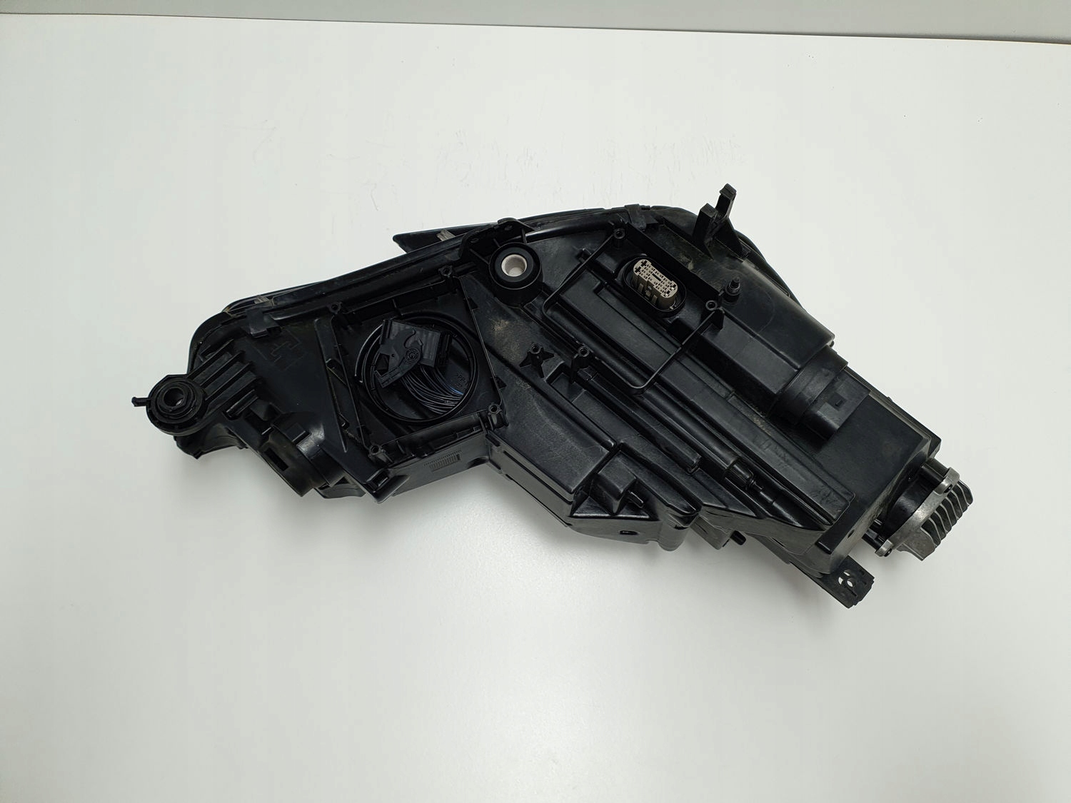 Audi A4 B9 8W Full Led Matrix levý přední světlomet levá levý přední EU, Auf Lager in der EU — Foto 4 z 5