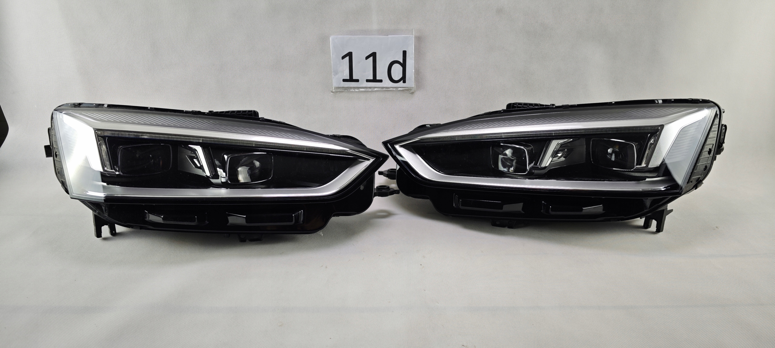 Audi A5 8w6 FULL LED Matrix komplet levý i pravý světlomet komplet levý i pravý, Auf Lager in der EU — Foto 1