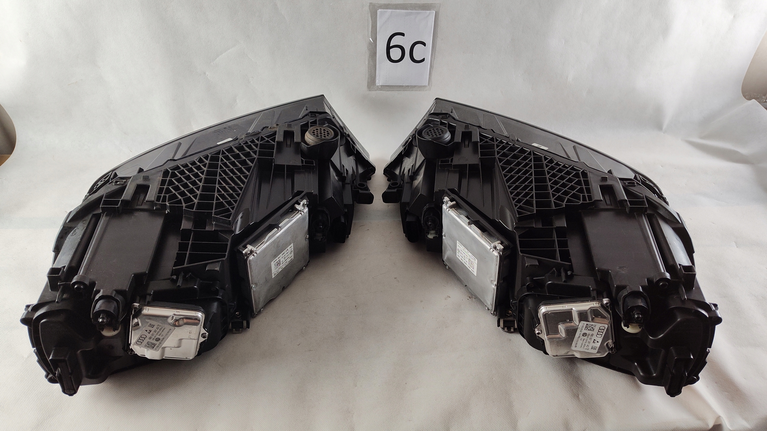 Audi Q7 4m0 FULL LED Matrix komplet levý i pravý světlomet, Auf Lager in der EU — Foto 12 z 12