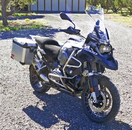 2016 BMW, Import USA — Foto 3 z 5