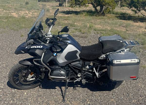 2016 BMW, Import USA — Foto 5 z 5