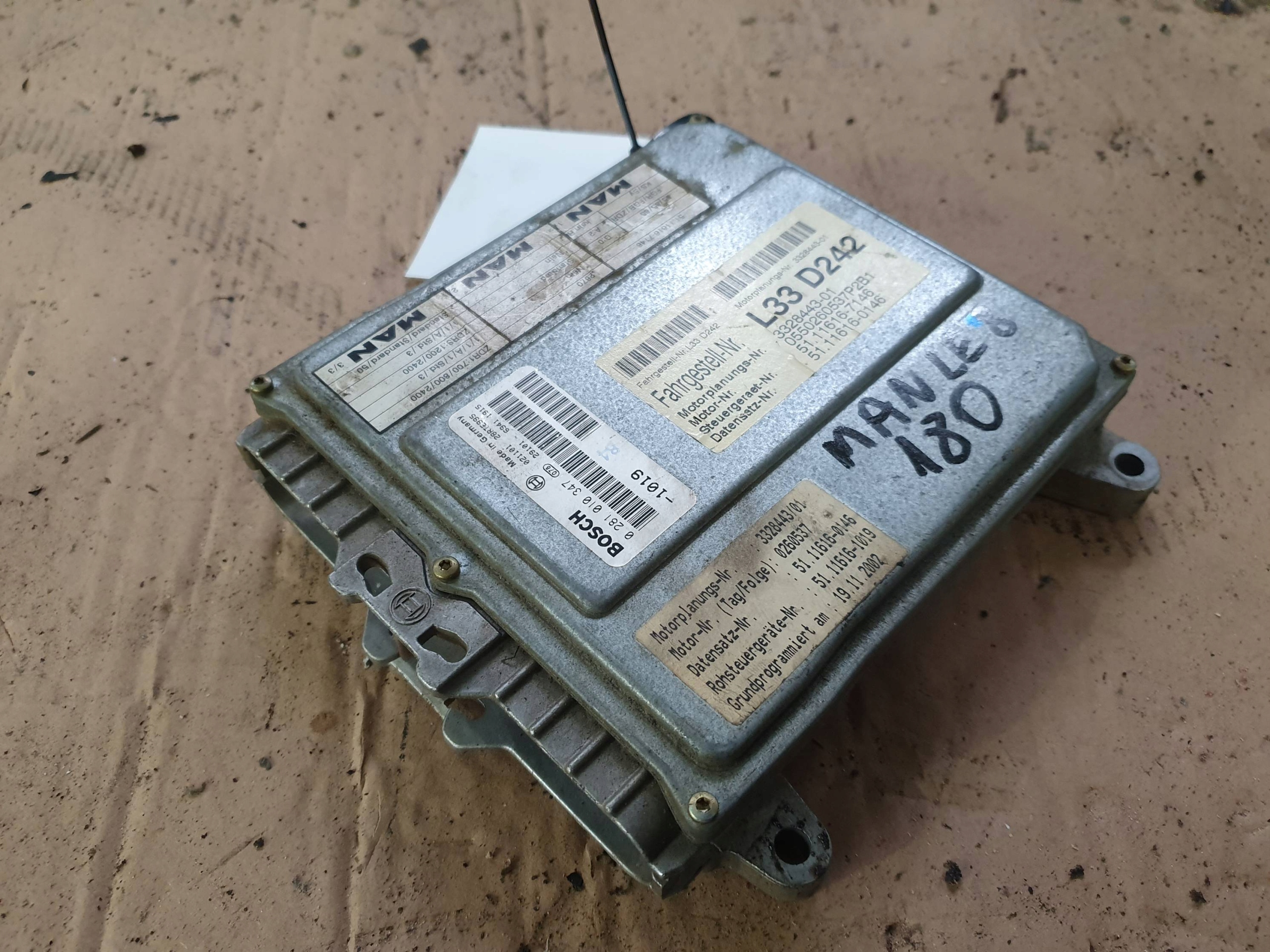 řídicí jednotka motoru Ecu 0281010347 Man L2000, Auf Lager in der EU — Foto 1