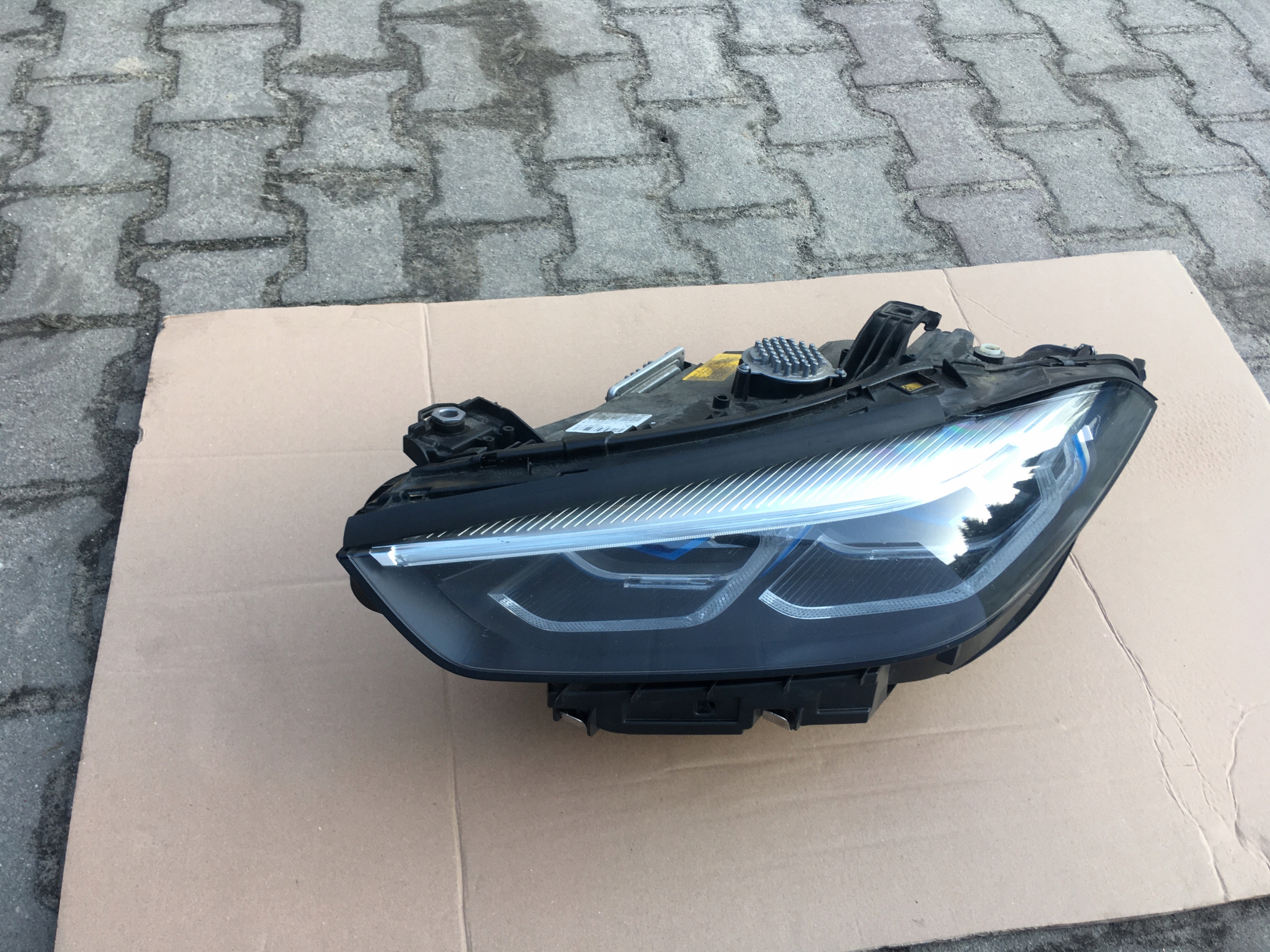 BMW 8 G14 G15 G16 světlomet LASER nárazník blatník kapota USA SAE M8 F91 F92 F93, Auf Lager in der EU — Foto 2 z 9