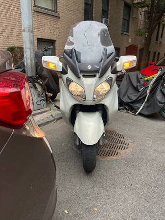 2012 Suzuki, Import USA — Foto 2 z 5