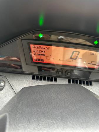 2012 Suzuki, Import USA — Foto 4 z 5