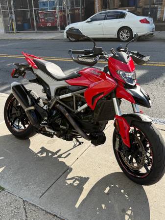 2016 Ducati, Import USA — Foto 10 z 10