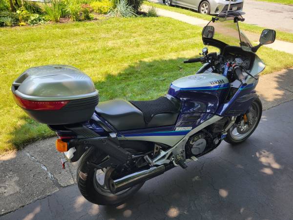 1992 Yamaha, Import USA — Foto 4 z 9