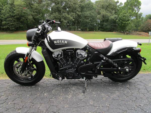 2020 Indian, Import USA — Foto 2 z 12