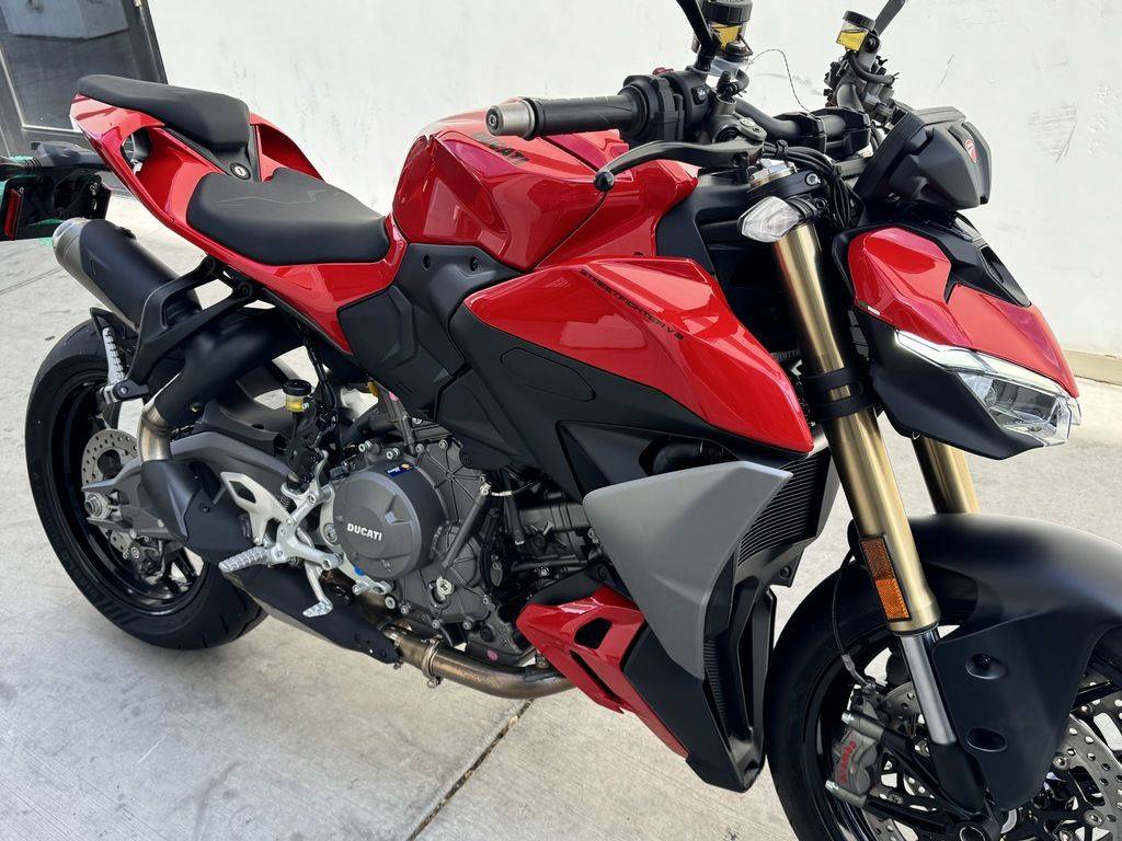 2026 Ducati, Import USA — Foto 12 z 12