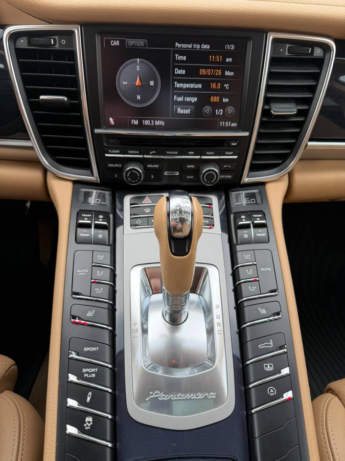 2013 Porsche, Import Kanada — Foto 9 z 12