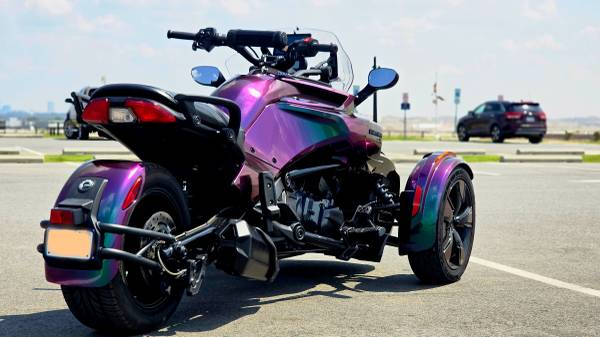 Can-Am, Import USA — Foto 5 z 12