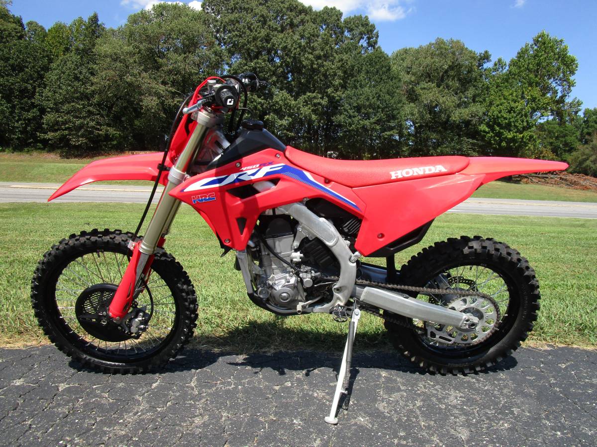 2022 Honda, Import USA — Foto 2 z 10