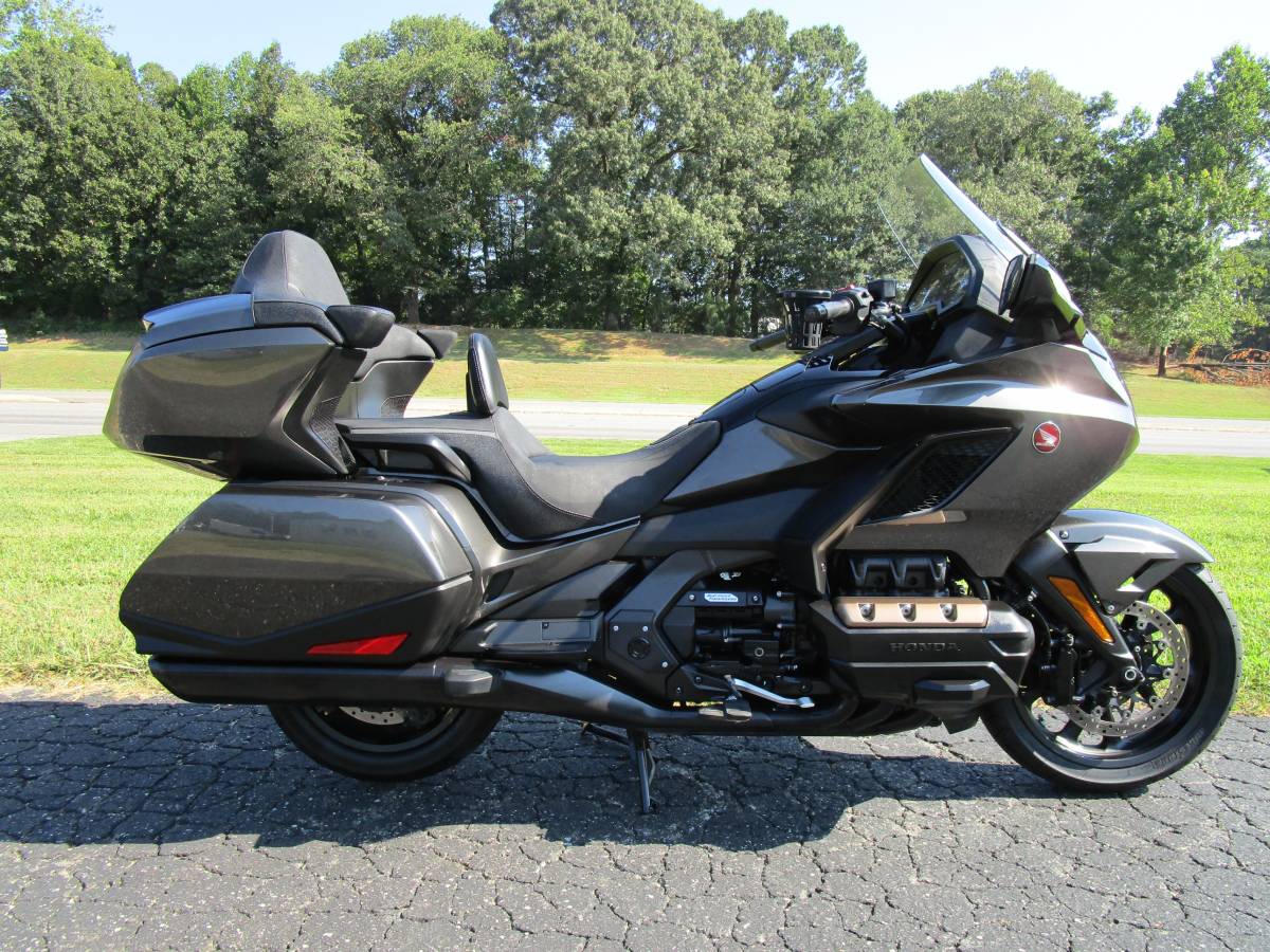 2024 Honda, Import USA — Foto 2 z 9