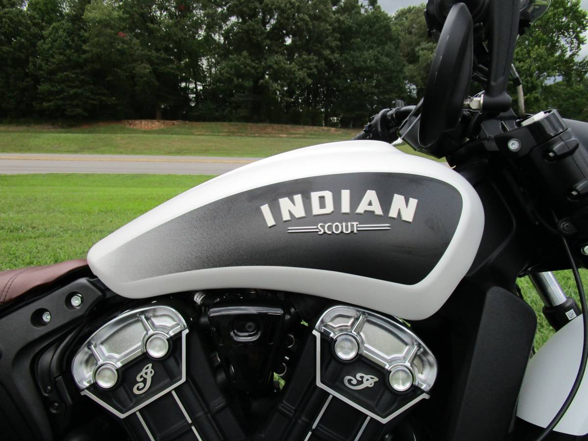 2020 Indian, Import USA — Foto 6 z 12