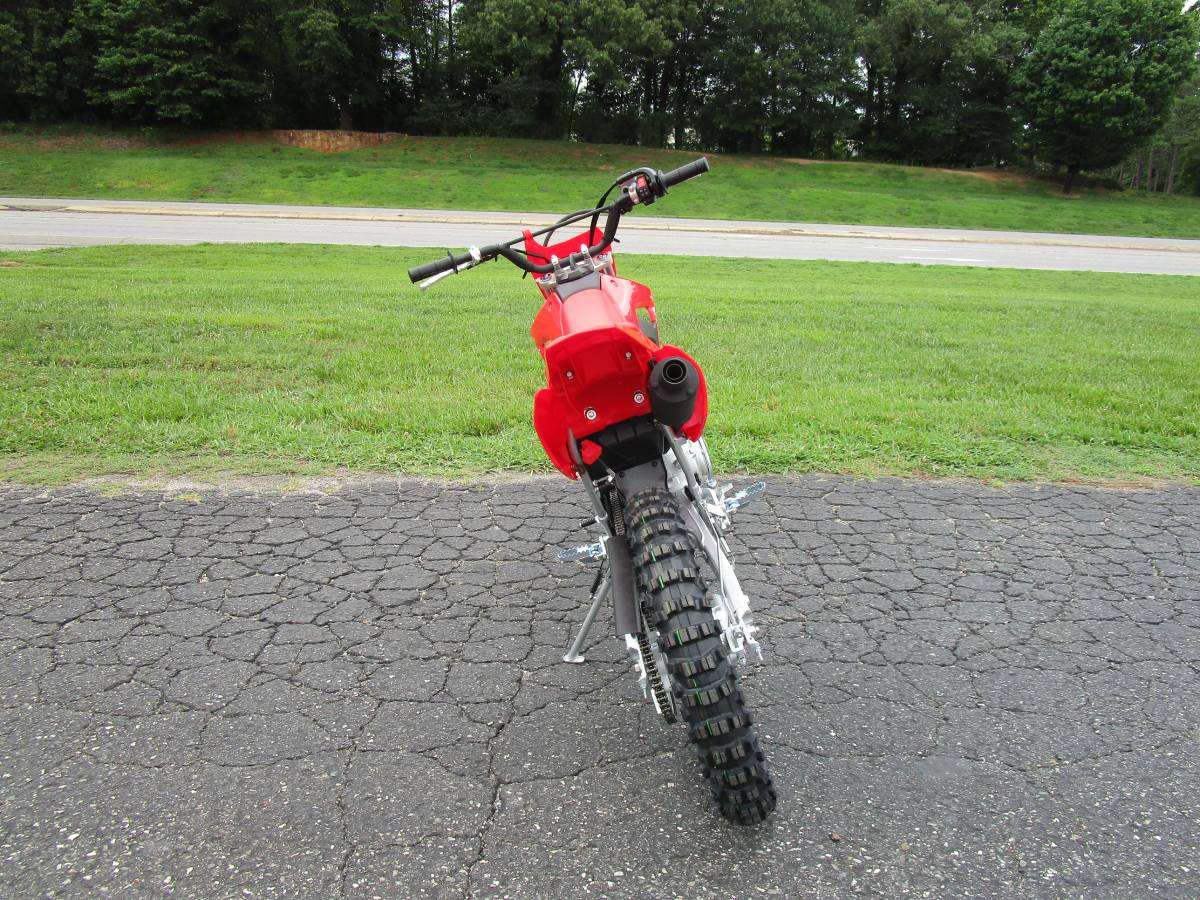 2027 Honda, Import USA — Foto 6 z 6