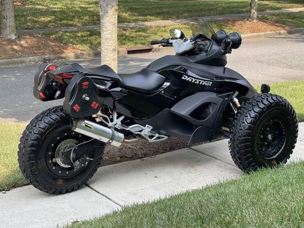 2009 Can-Am, Import USA — Foto 10 z 10
