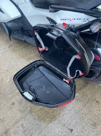 2013 Can-Am, Import USA — Foto 4 z 10