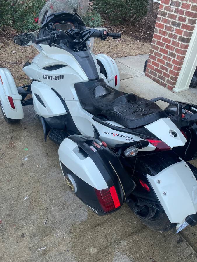 2013 Can-Am, Import USA — Foto 7 z 10
