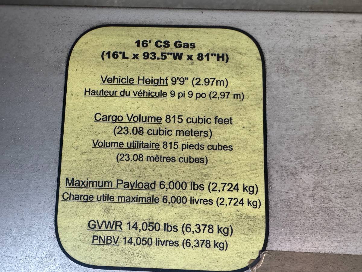 2012 Ford, Import Kanada — Foto 9 z 11