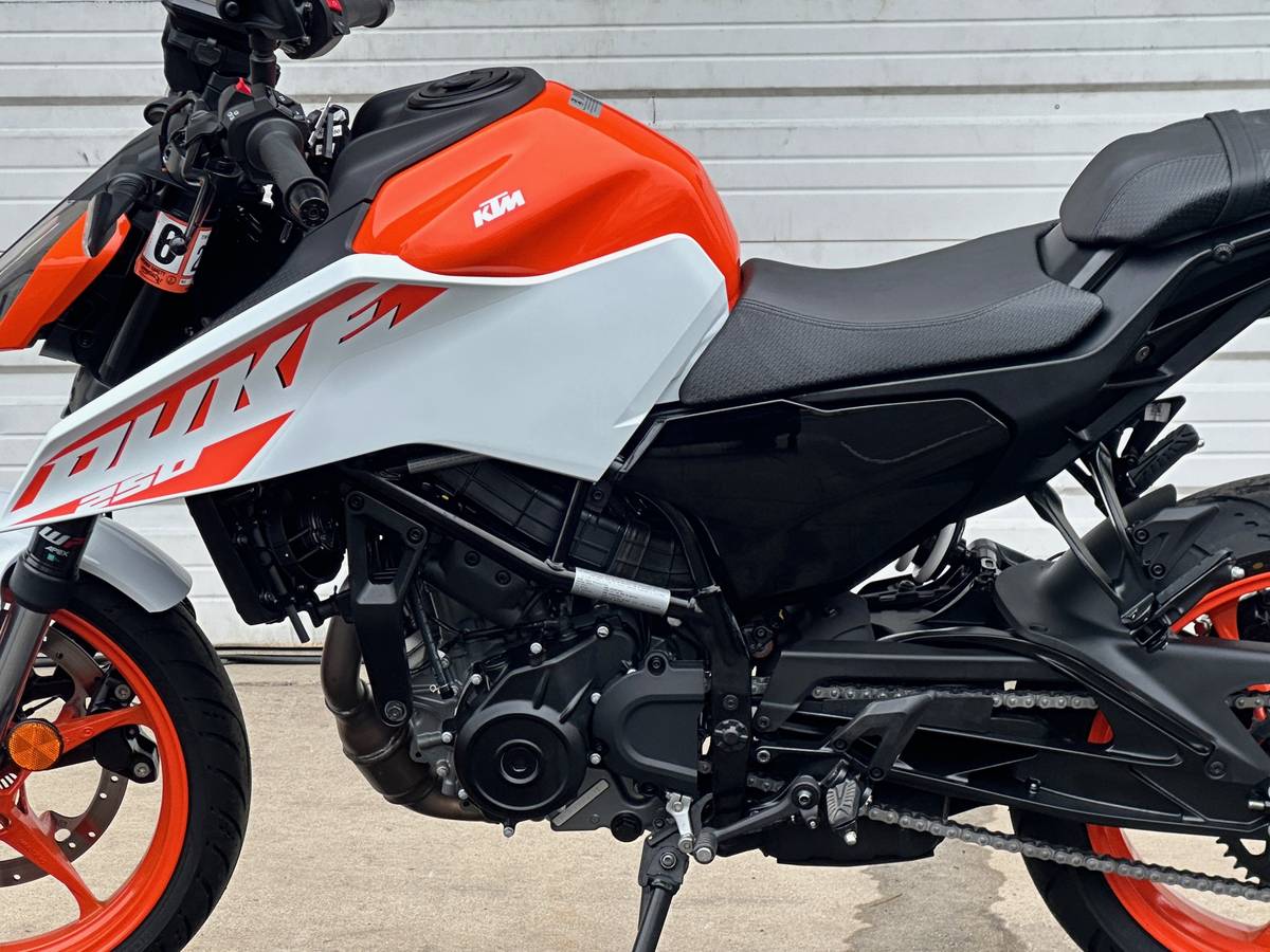 2024 KTM, Import USA — Foto 10 z 12