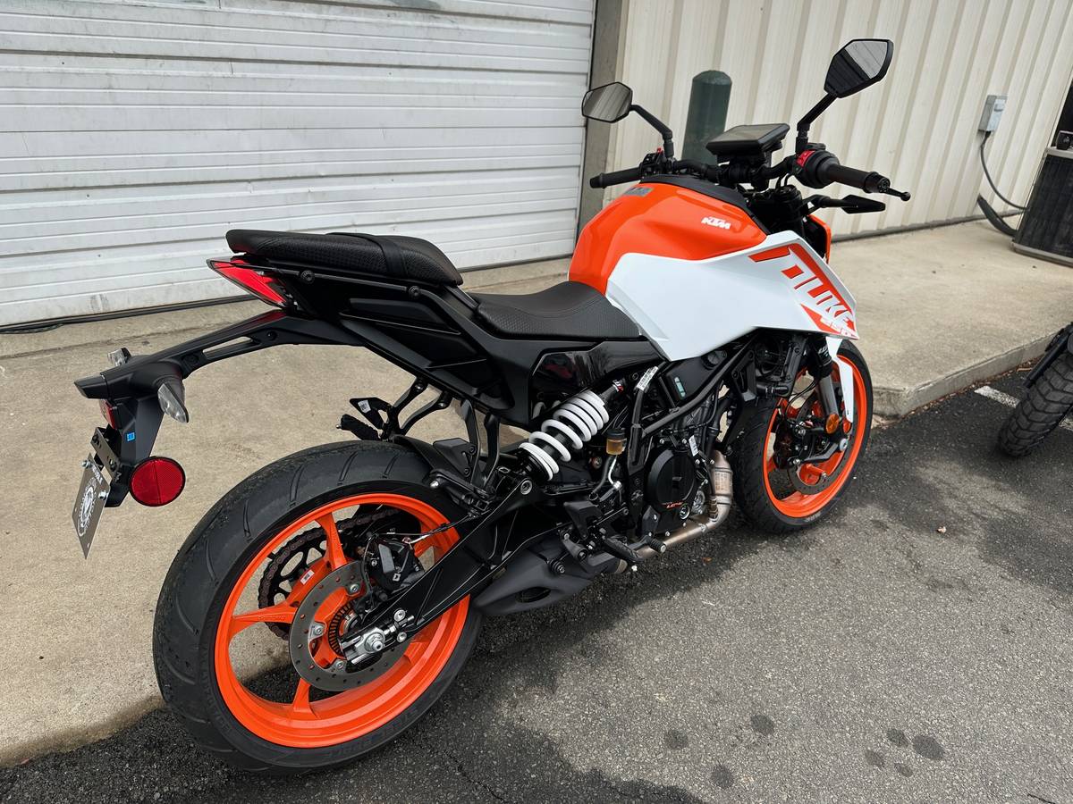 2024 KTM, Import USA — Foto 2 z 12