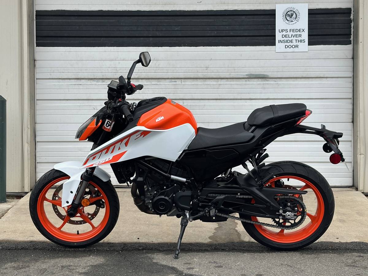 2024 KTM, Import USA — Foto 8 z 12