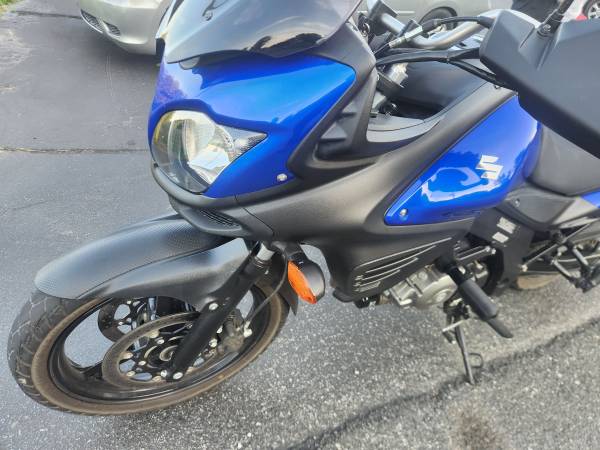 2013 Suzuki, Import USA — Foto 5 z 9