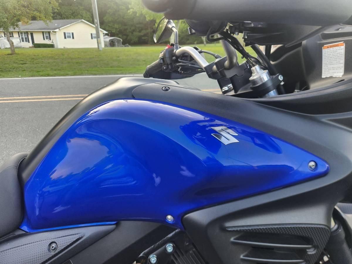 2013 Suzuki, Import USA — Foto 7 z 9