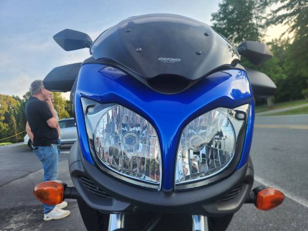 2013 Suzuki, Import USA — Foto 8 z 9
