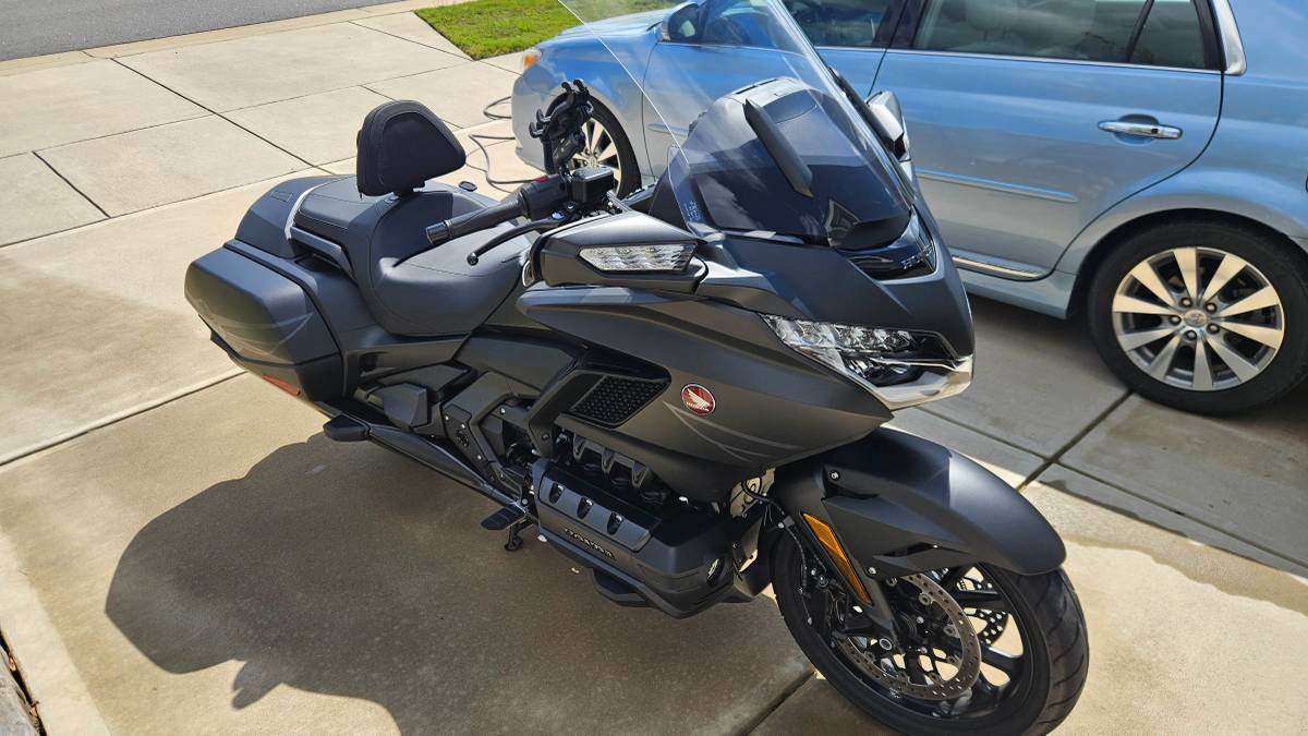 2025 Honda, Import USA — Foto 7 z 12
