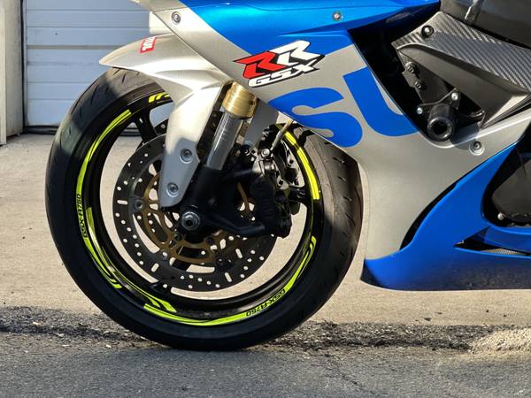 2011 Suzuki, Import USA — Foto 10 z 12