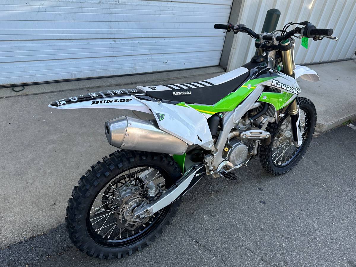 2023 Kawasaki, Import USA — Foto 7 z 12