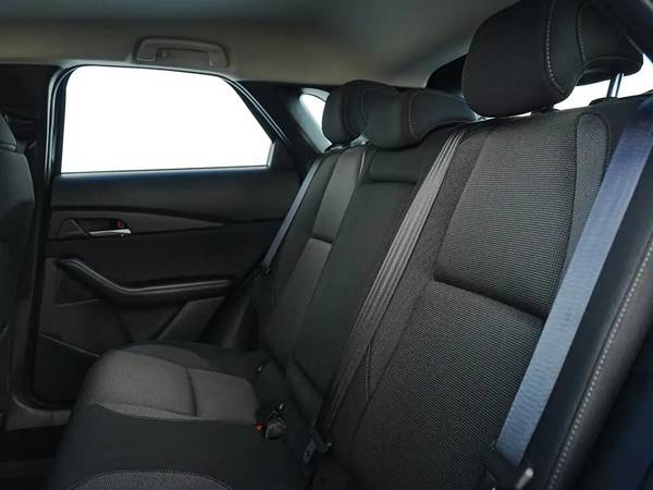 2025 Mazda, Import Kanada — Foto 10 z 12