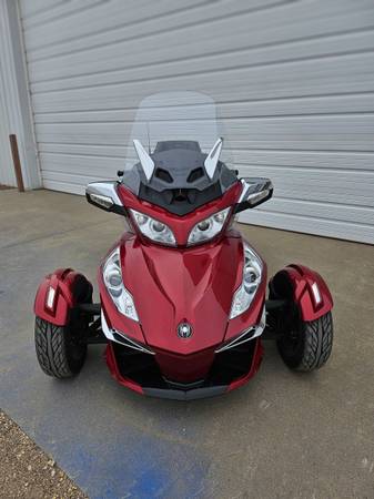 2015 Can-Am, Import USA — Foto 3 z 4