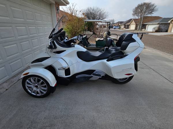 2017 Can-Am, Import USA — Foto 2 z 5