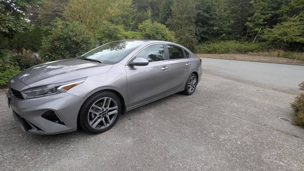 2023 Kia, Import Kanada — Foto 3 z 9