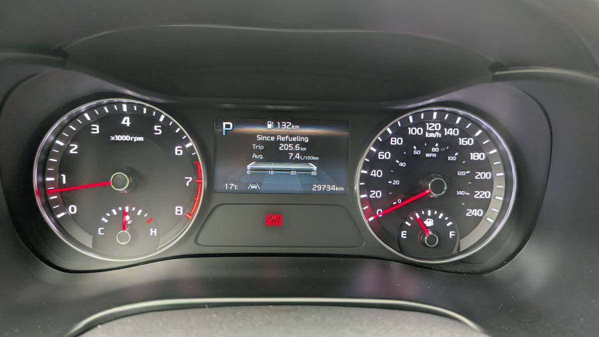 2023 Kia, Import Kanada — Foto 6 z 9