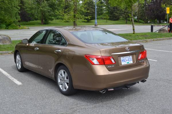 Lexus, Import Kanada — Foto 3 z 12